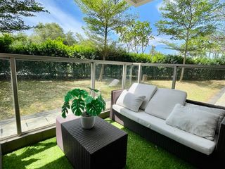 Di Jual Terrace Gold Coast 3+1Br, Furnish, Harga Negooo!