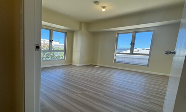 FOR SALE! 2 BEDROOM IN AVIDA TOWERS VIREO CONDO ARCA SOUTH