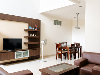 Rumah Muara Karang 10X15 4+1KT Full Furnished Strategis Bebas Banjir
