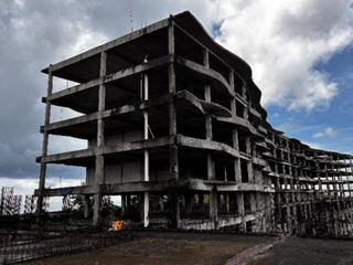DIJUAL 4 BIDANG TANAH + BANGUNAN LUAS 108000 M2 DI PECATU, BADUNG