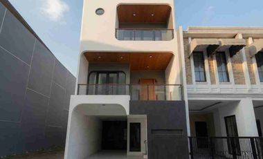 Dijual Rumah Siap Huni Modern Kontemporer di Jagakarsa, Cluster Ekslusif!