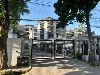 Kapitloyo 3BR Townhouse for Sale Pasig City
