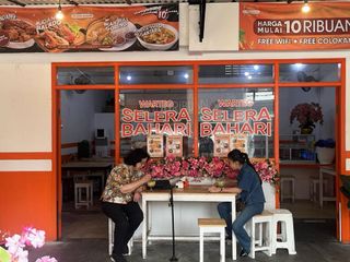 DIJUAL & DISEWA RUMAH UNTUK USAHA DI LOKASI STRATEGIS DI SUNTER HIJAU JAKARTA UTARA
