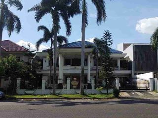 Rumah cocok buat kantor, praktek dokter, cafe ato bisnis lain.