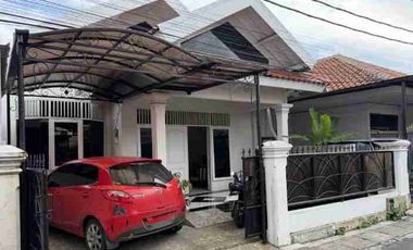 Rumah Terawat LT 184 m² di Cempaka Putih, Akses Strategis Jakarta Pusat