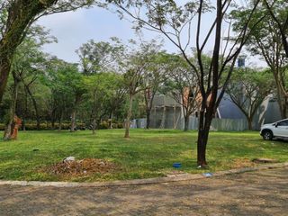 Kavling hoek kotak dekat jalan utama di Cluster Albera Extension Foresta yang sedang banyak pembangunan rumah baru kekinian