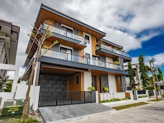 Phuket Mansions 8 Bedrooms 8BR House and Lot for Sale in Cavite | 3-Storey Home Near Clubhouse