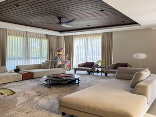 FOR SALE! 4 BEDROOM IN SUN VALLEY RESIDENTIAL ESTATES