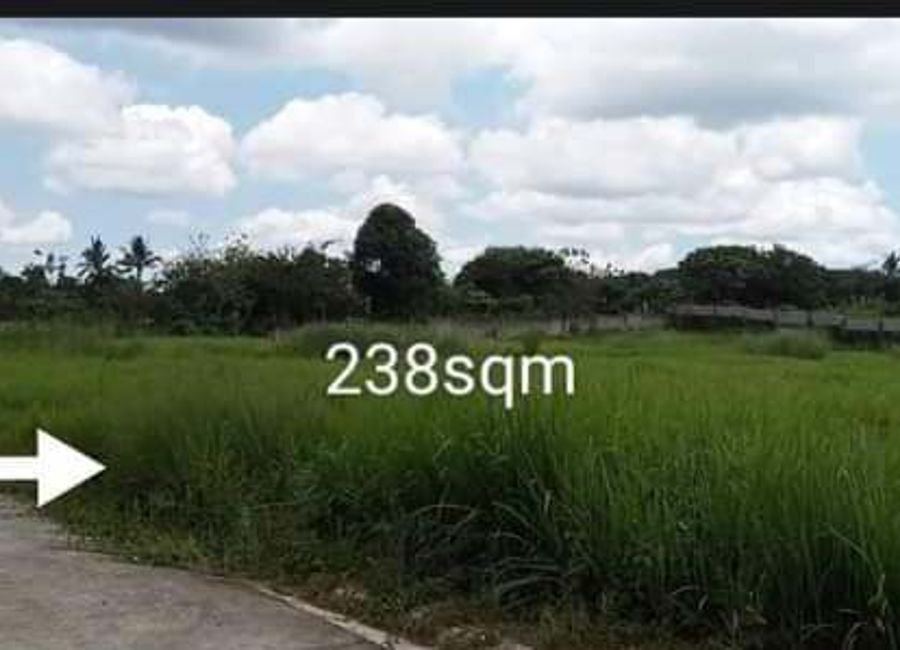 Mendez Crossing East, Tagaytay, Cavite image 2