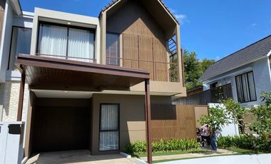 VILLA 2 LANTAI DI JL PURI GADING JIMBARAN DEKAT GWK