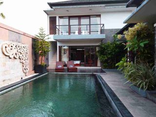 AFFORDABLE VILLA 3 BEDROOMS IN JL PANTAI NYANYI  BERABAN BALI FOR RENT