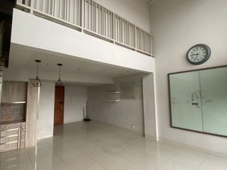 Disewakan SOHO Pancoran Jakarta Selatan – Type Loft & Unfurnished area sangat strategis