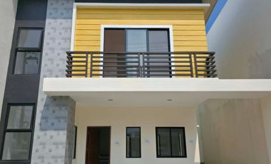 3 Bedroom Spacious Single Attached  House and Lot for sale in Looc Lapu-Lapu City Cebu