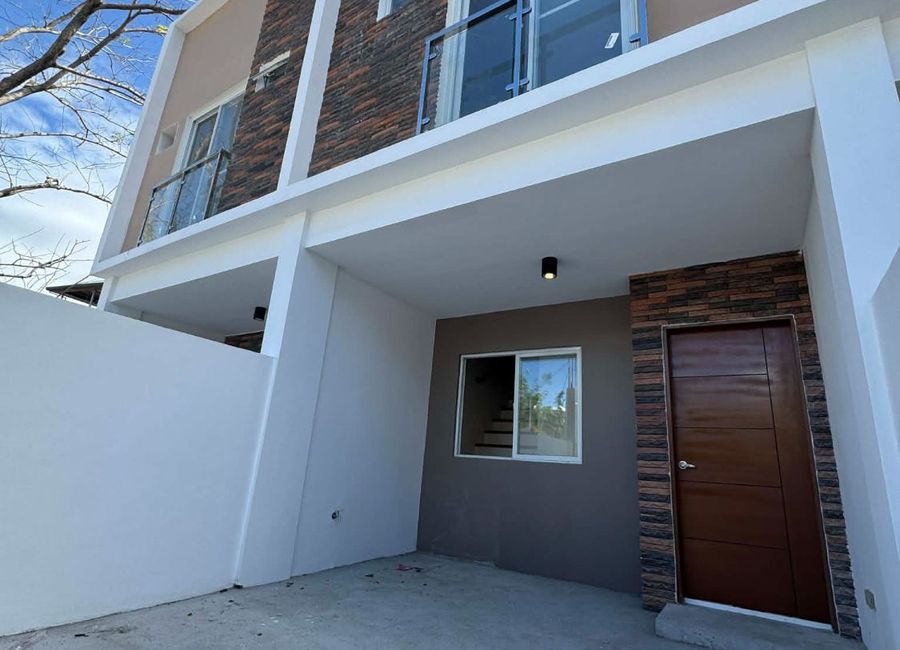 Palma Street, Town & Country West, Queen's Row Central, Molino, Bacoor, Cavite image 3