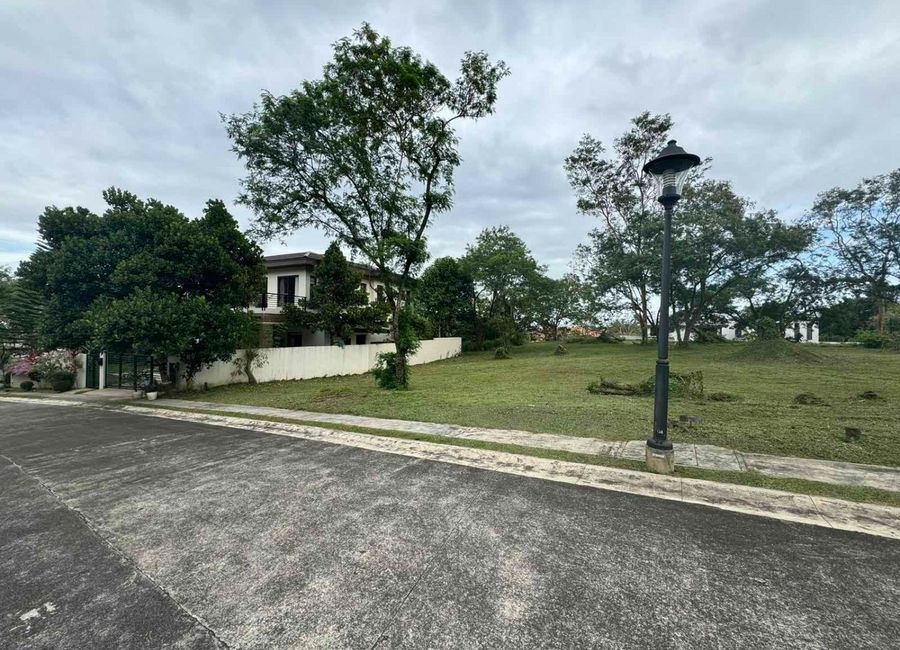 South Boulevard, Ayala Westgrove Heights, Inchican, Silang, Cavite