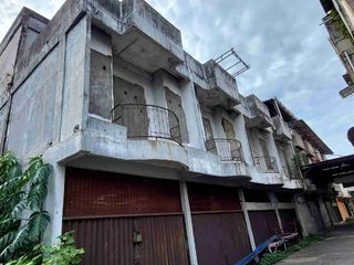 RUKO GANDENG 2.5 LANTAI PREMIUM 3 MENIT KE MAL CIPUTRA - JL. RIAU PEKANBARU