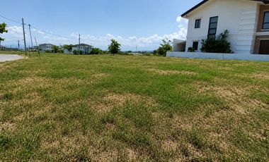FOR SALE: Premium Corner Lot in Hillcrest Estates Nuvali Laguna