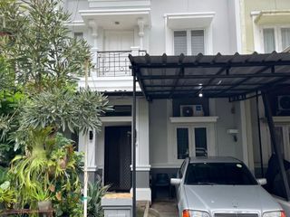 Rumah Strategis 2 lantai dalam Cluster di Legoso Ciputat DM-18228