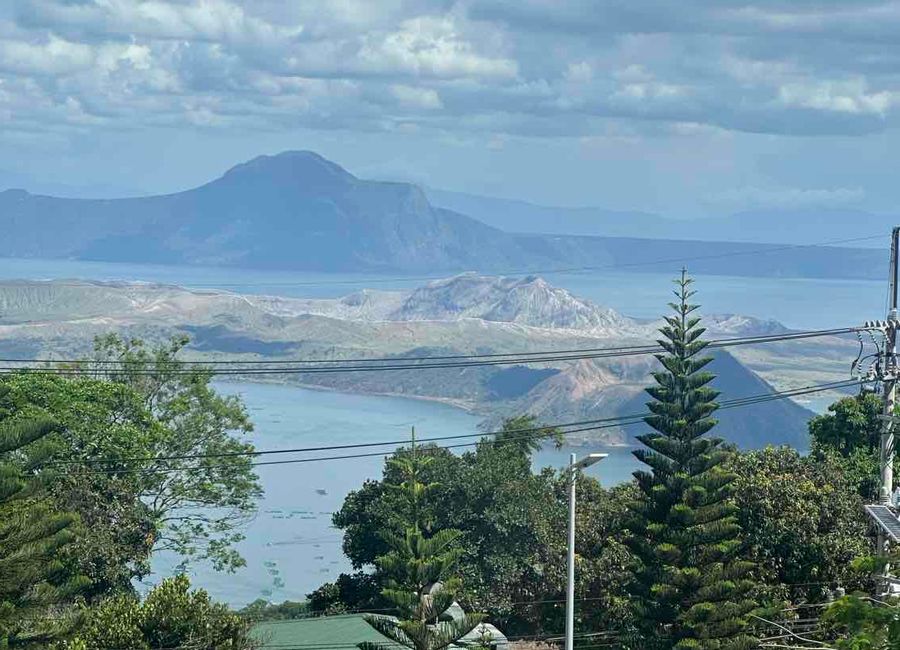 Maharlika, Maharlika East, Tagaytay, Cavite