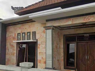 RUMAH SECOND MINIMALIS DI PERANG LUKLUK BADUNG BALI DEKAT PUSPEM