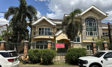 House and Lot in Vista Valley Village For Sale LA: 480 sqm FA: 330 sqm 6BR Clean Title in Marikina