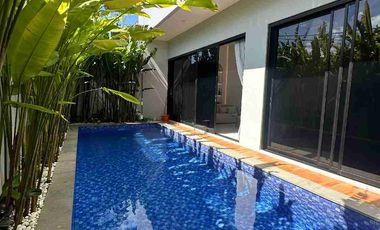 DIJUAL VILLA MODERN TROPIS 3 BR JIMBARAN BAWAH VIEW GWK DG SMART LOCk DOOR
