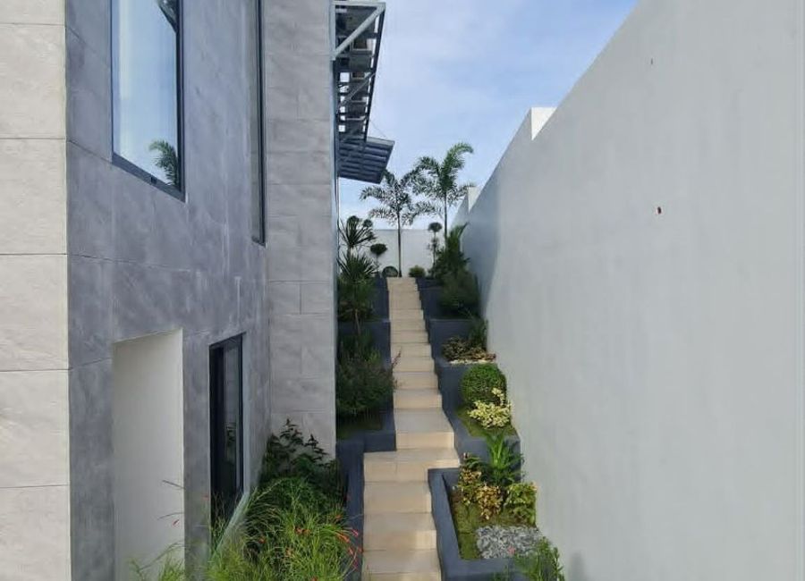 Canlubang, Calamba, Laguna image 2