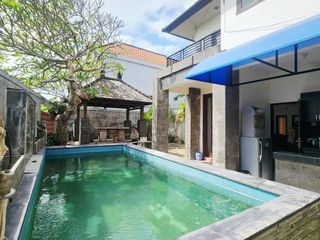 Villa Cantik dengan View Sawah Dijual, di Denpasar Timur Area