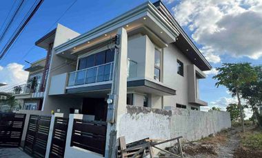 3 Bedrooms Singe Detached House and Lot For Sale in Vista Grande Bulacao, Cebu City