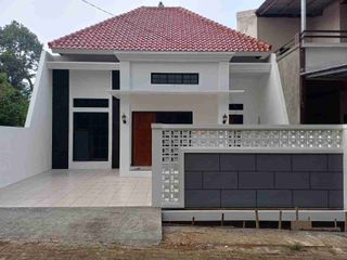 Rumah Baru Gres Bagus Siap Huni