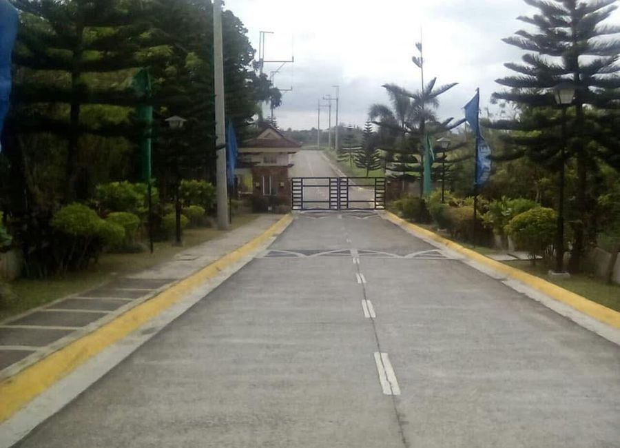Tagaytay Tropical Greens, Patutong Malaki South, Tagaytay, Cavite image 2