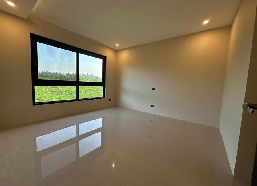 Tagaytay Country Homes 3, Silang Crossing West, Tagaytay, Cavite image 3
