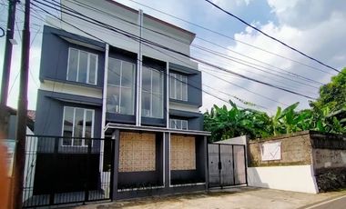 Rumah Murah LT.100, di Jagakarsa, Jakarta Selatan selangkah ke Gerbang Tol Andara, Muat 4 Mobil