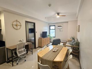 FULLY FURNISHED 1 BEDROOM CONDO FOR RENT GALLERIA RESIDENCES CEBU