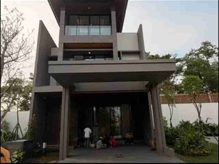 Matera Lakeside Luxury Resort 3 Lantai Di Kawasan Elit Paramount Gading Serpong