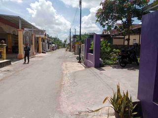 Tanah strategis 161m² muka 7m jalan 5m , dekat mega proyek Sekolah Rakyat ( SD,SMP,SMA ) Gadingan Bendosari Sukoharjo :
cocok utk usaha, kos & rumah