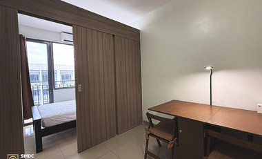 Semi-Furnished 1 Bedroom Unit with balcony for Rent in Unit B021946 Tower 2 Shore 2 Residences Pasay City