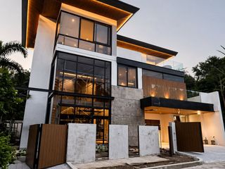 🏡 BRAND NEW HIGH-END 3-STOREY LUXURY HOME WITH SWIMMING POOL
