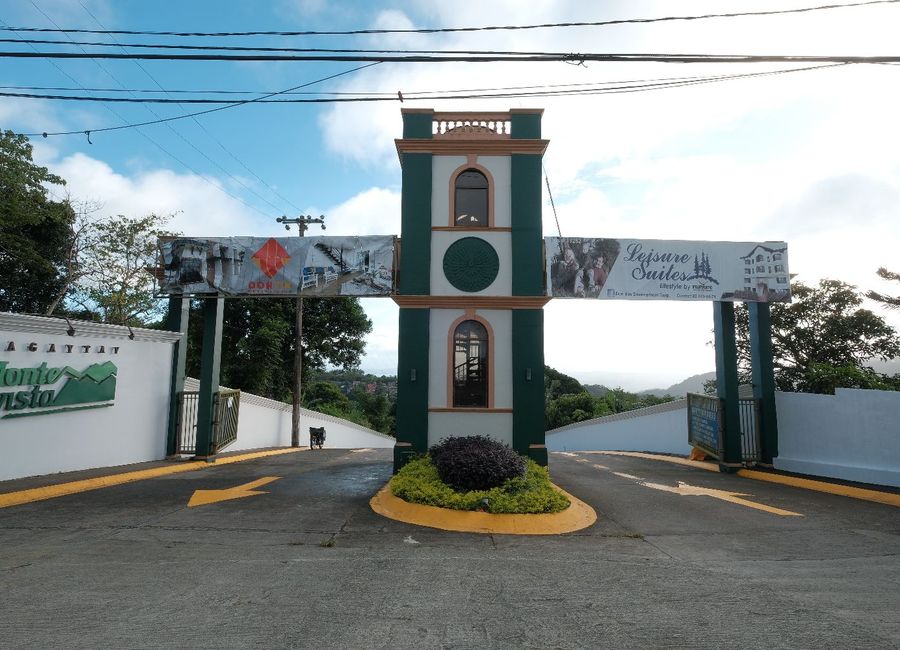 John Hay Street, Tolentino East, Tolentino West, Tagaytay, Cavite