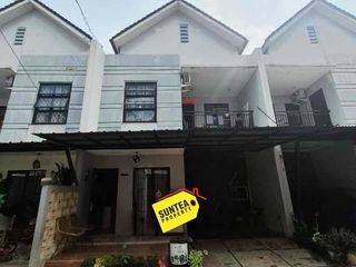 Town House Bintaro Bagus Siap Huni