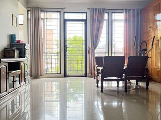 Dijual Cepat Rumah Hook di Jurumudi Alam Raya, Uk.12x20m2, SHM