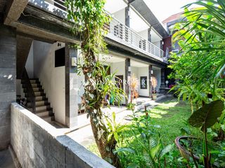 DIJUAL GUEST HOUSE DENGAN 21 KAMAR TIDUR DI SEMINYAK