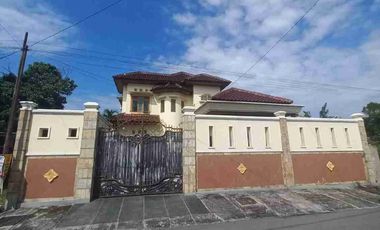 Dijual Rumah Mewah Kartosuro Solo