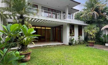 Dijual Rumah Mewah dan Murah di Kemang Jakarta Selatan
