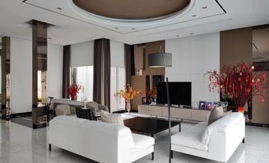 Rumah Mewah di Bukit Gading Villa Kelapa Gading, 4Br, Kolam Renang