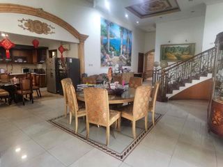 rumah siap huni 3 lantai pluit