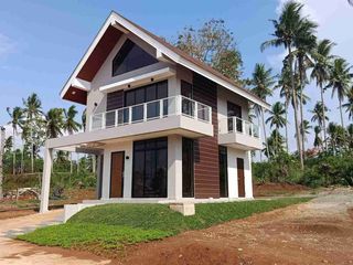 4 Bedroom House in Tibanga by Brown southwoods