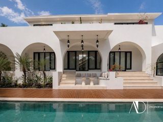 FREEHOLD OR LEASEHOLD | MODERN MEDITERRANEAN VILLA IN BERAWA, CANGGU