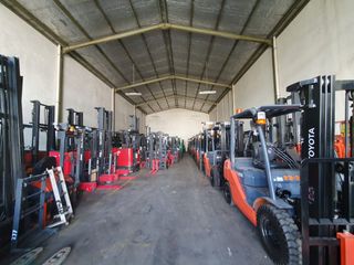 Gudang hook bizpark pulogadung jalan raya bekasi