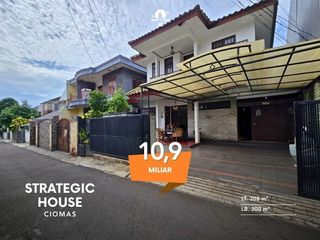 Rumah Lokasi Strategis, dekat ke Senopati dan SCBD 7 menit ke MRT stasiun Asean.